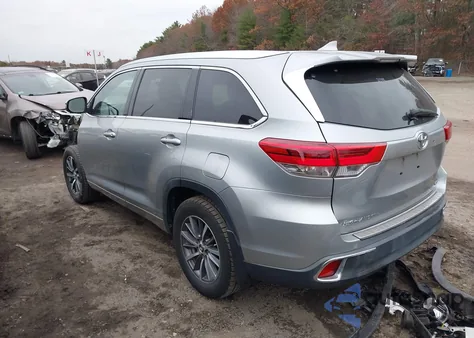 2018 Toyota Highlander Xle from USA, damaged, VIN 5TDJZRFH1JS543044